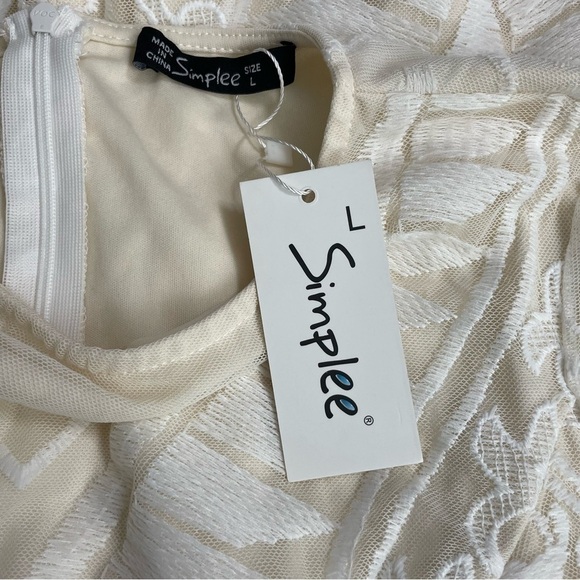 SIMPLEE LACE PLEATED
RUFFLE DRESS SIZE LARGE - Picture 11 of 11